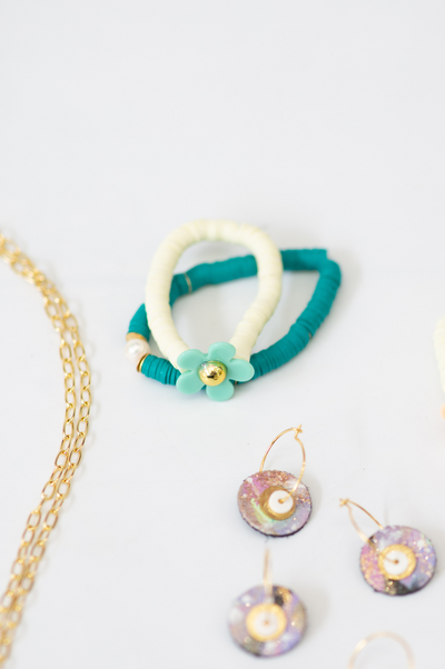 The Flower & Pearl 'Gracie' Bracelet Set by Annie Claire Designs - SoSis