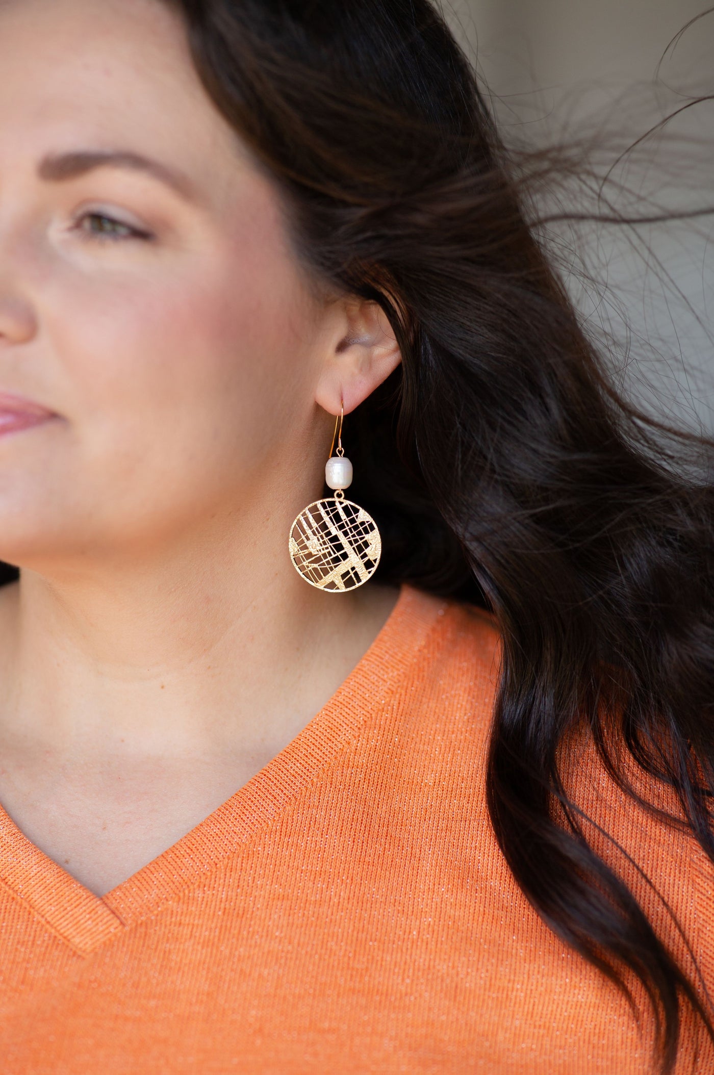 Pearl & Gold Filigree Earrings