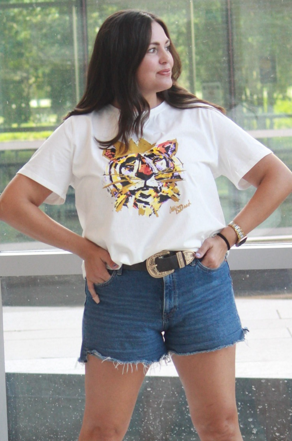 Allison Dillard 'Tiger King' SoSis Classic Signature Tee