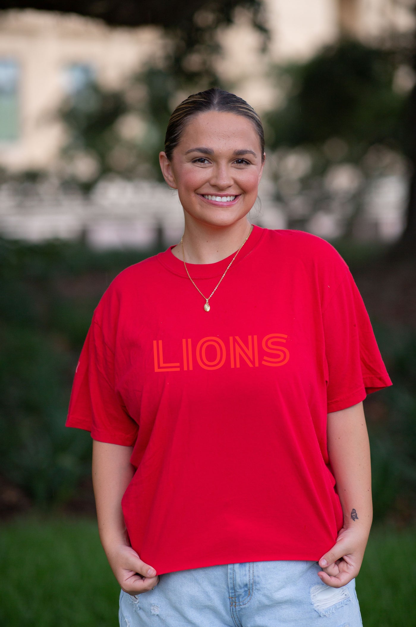 Comfort Colors LIONS bold text