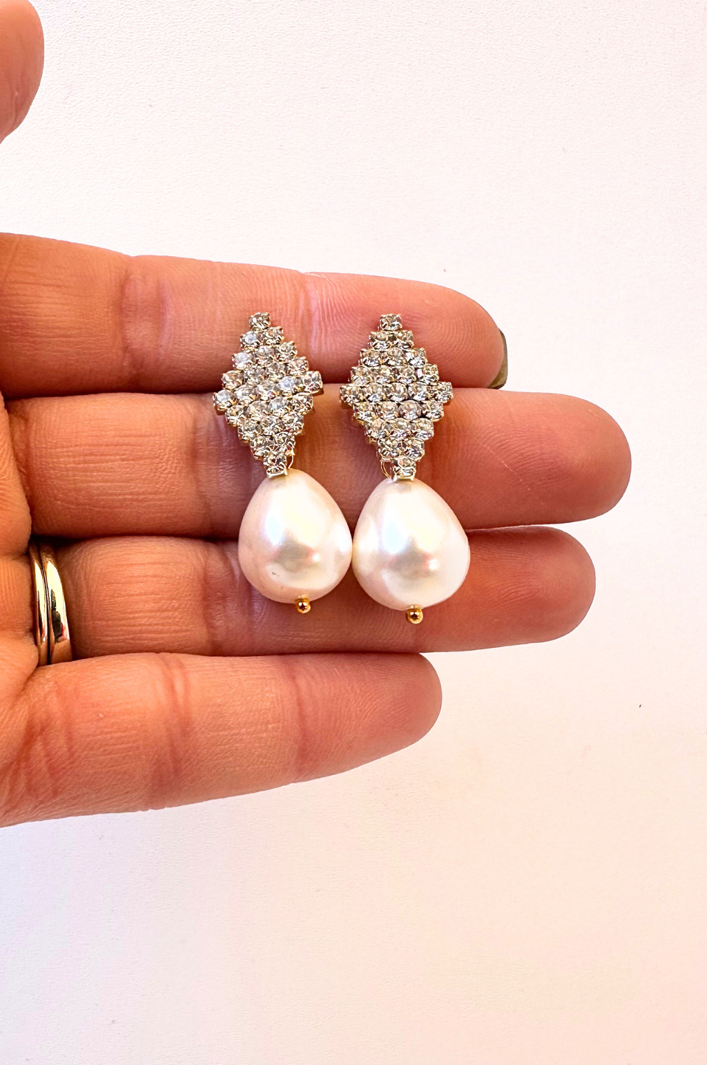 Starlit Pearl Sparkle Earrings