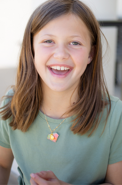 She Wears a Smile 'Gracie' Necklace (AC X SAM) - SoSis