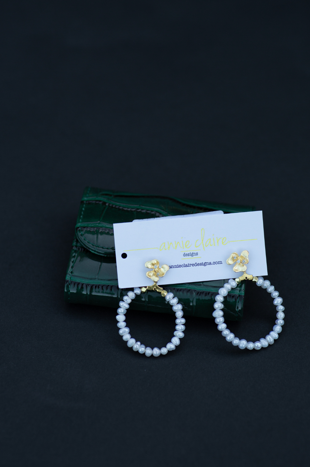 Annie Claire Designs Subscription: Earring of the Month Club - SoSis